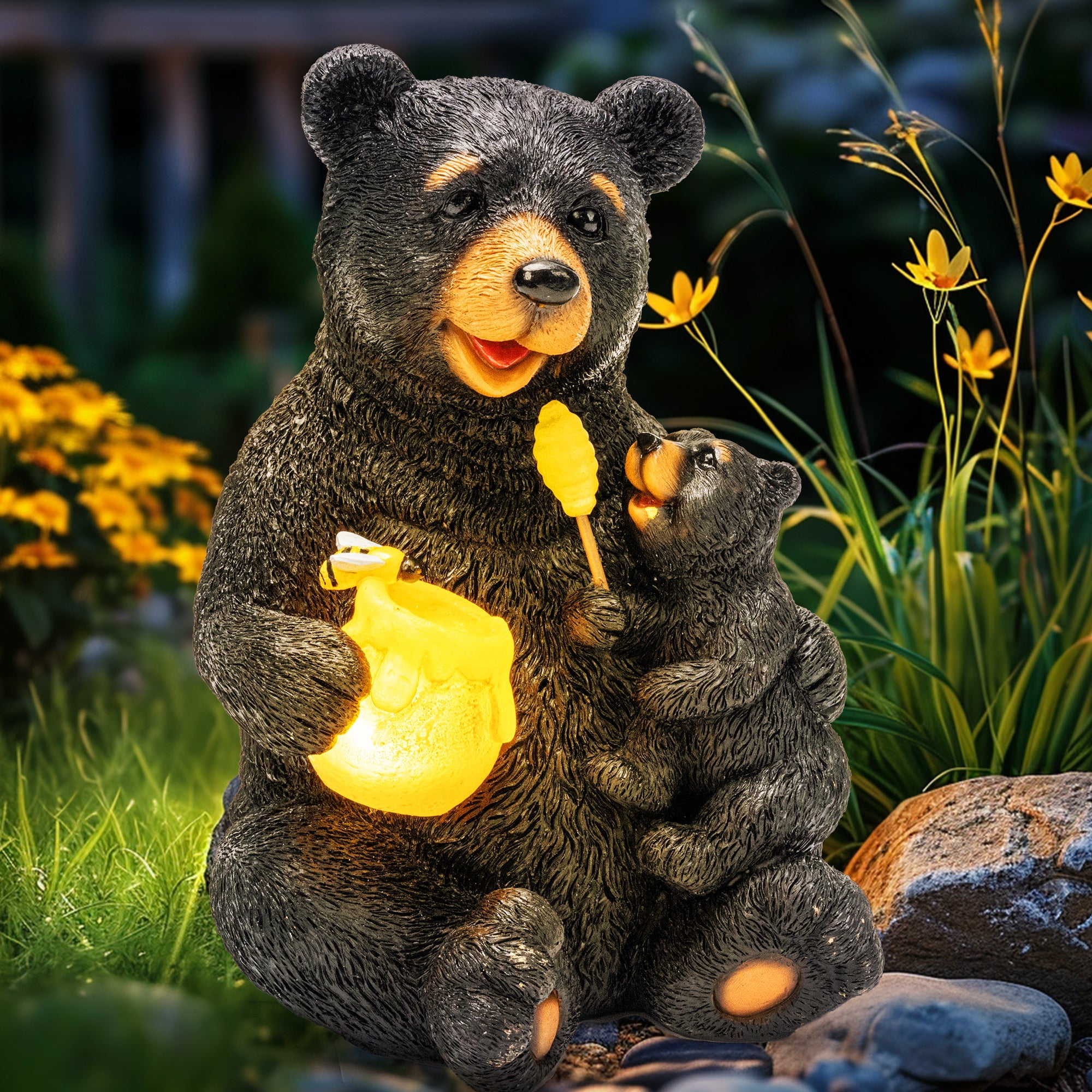Gigalumi Solar Honey Bear Statue (1 Pack)